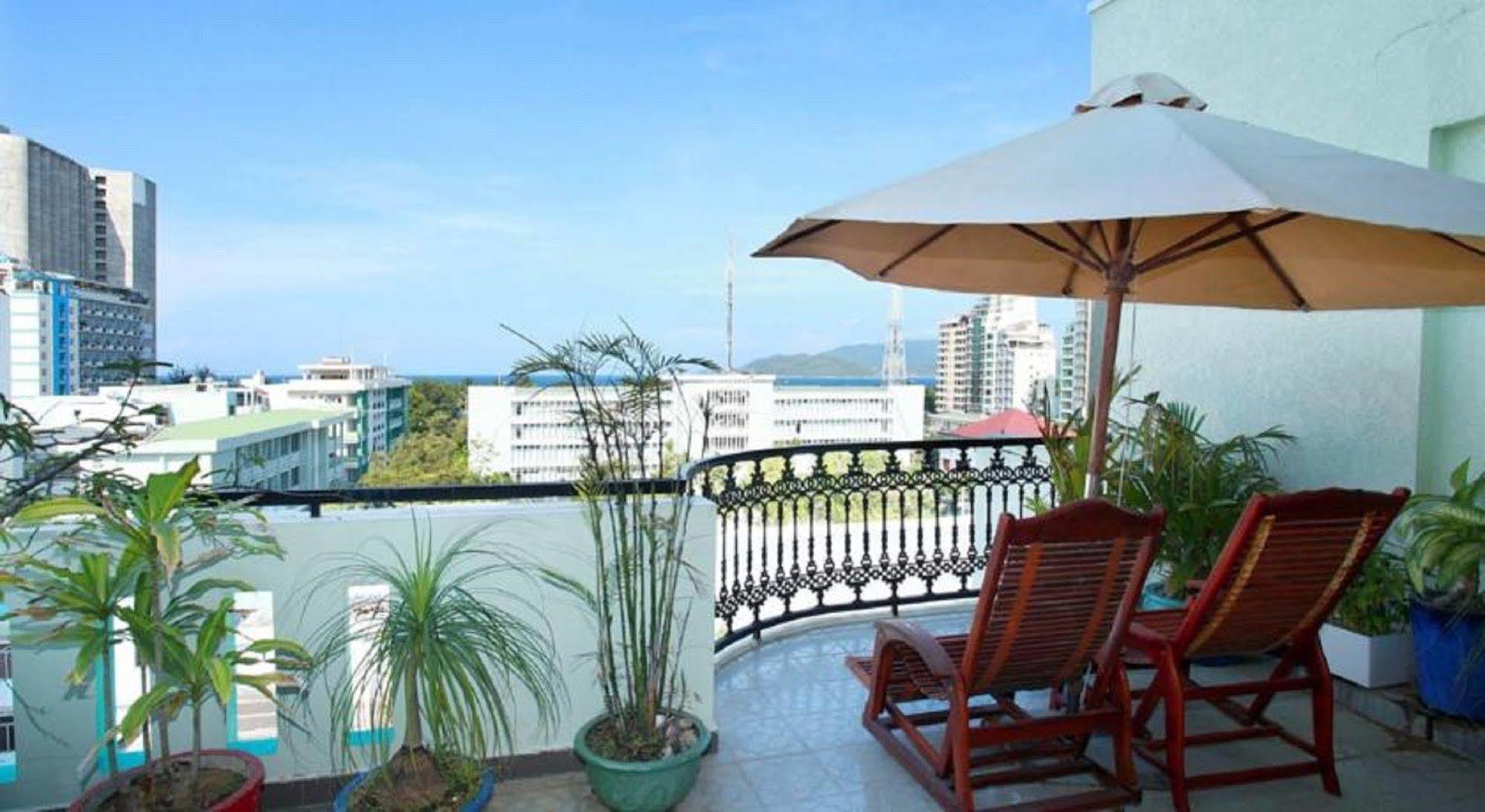 La Suisse Hotel Nha Trang Dış mekan fotoğraf